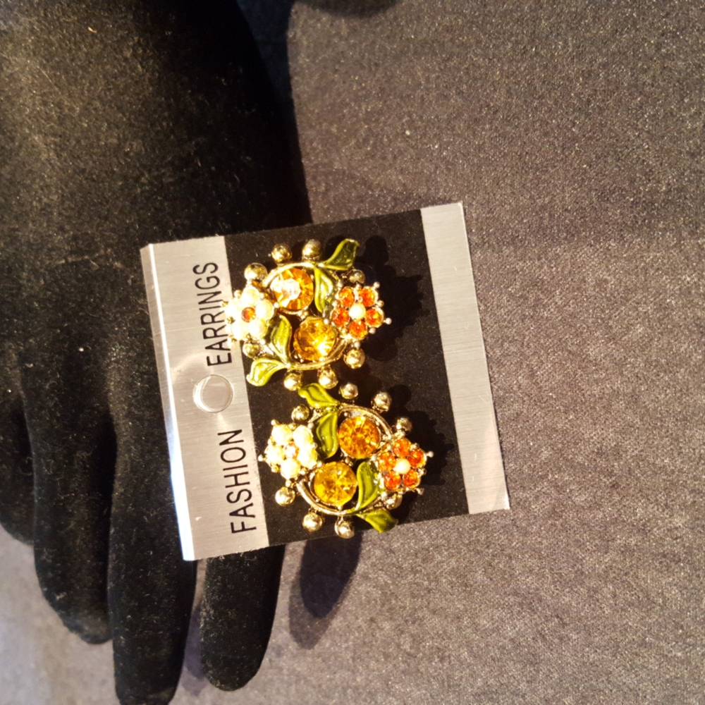 Vintage Floral Earrings